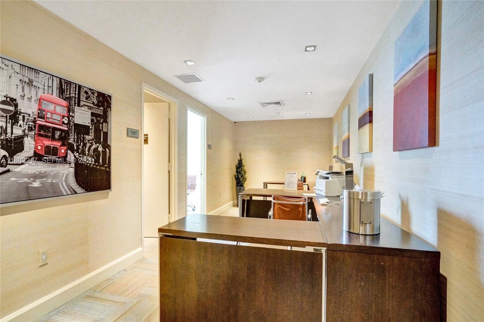 THE PLAZA 851 BRICKELL CO - Residential