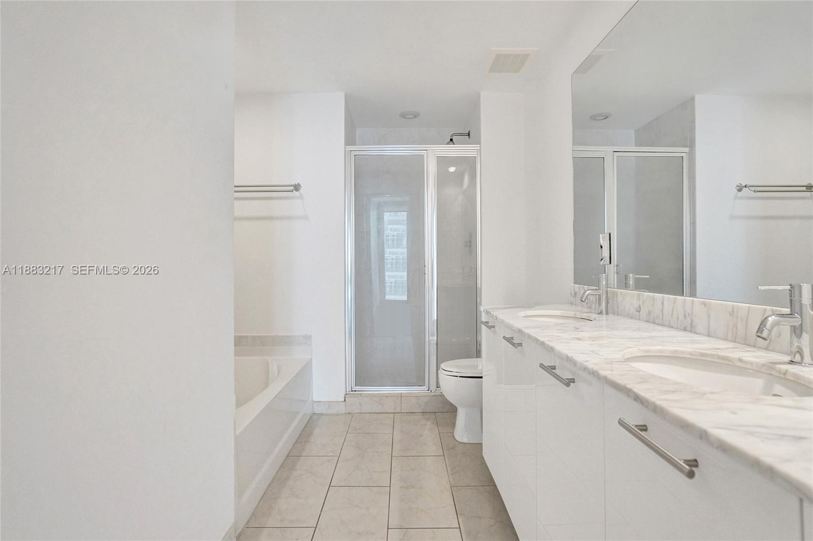 THE PLAZA 851 BRICKELL CO - Residential
