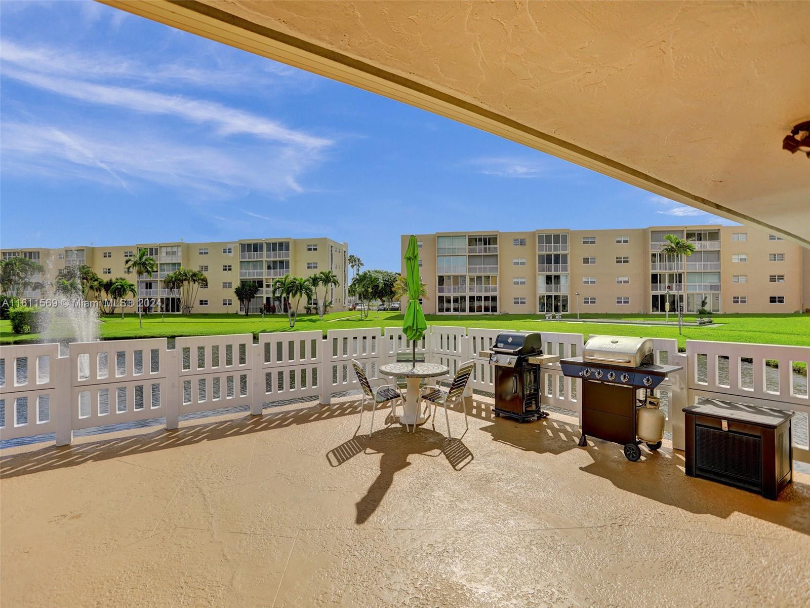 MEADOWBROOK LAKES CONDO - Residential