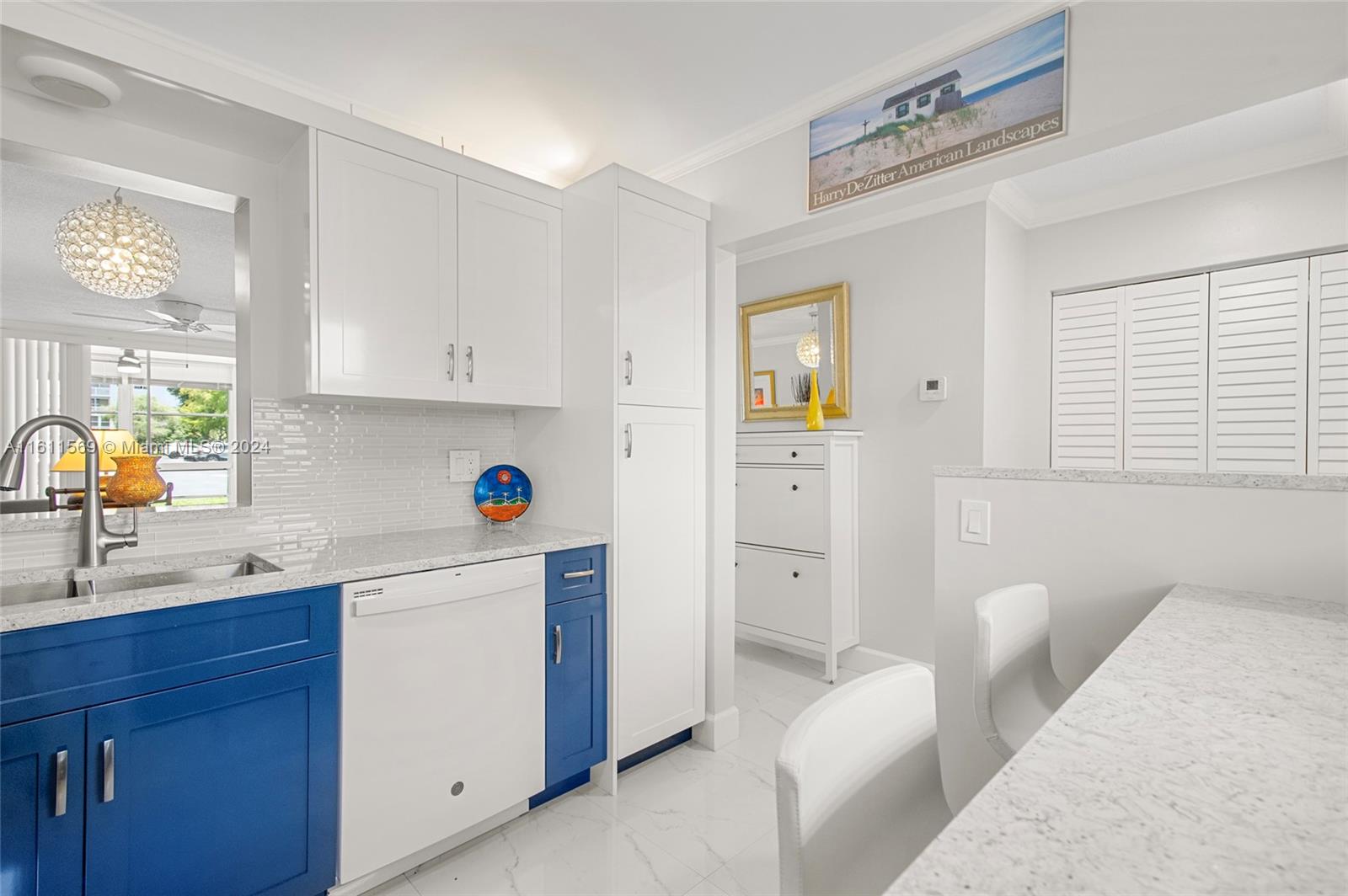 MEADOWBROOK LAKES CONDO - Residential