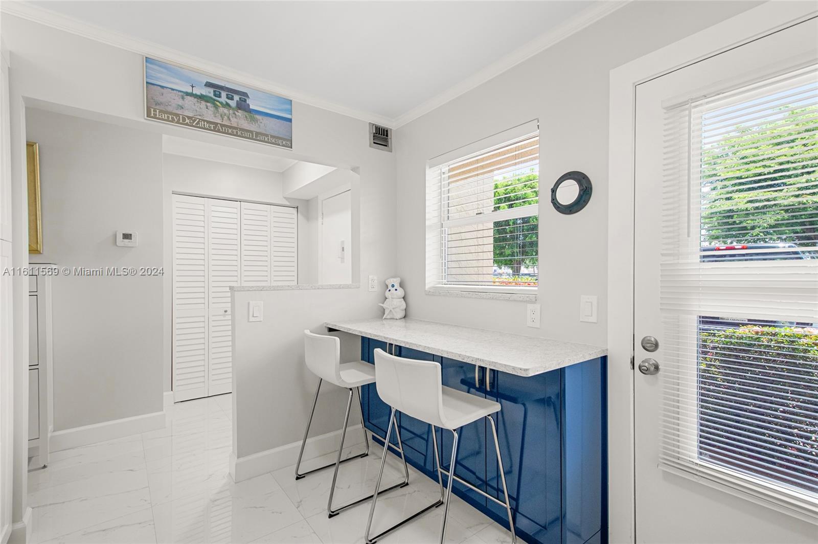 MEADOWBROOK LAKES CONDO - Residential