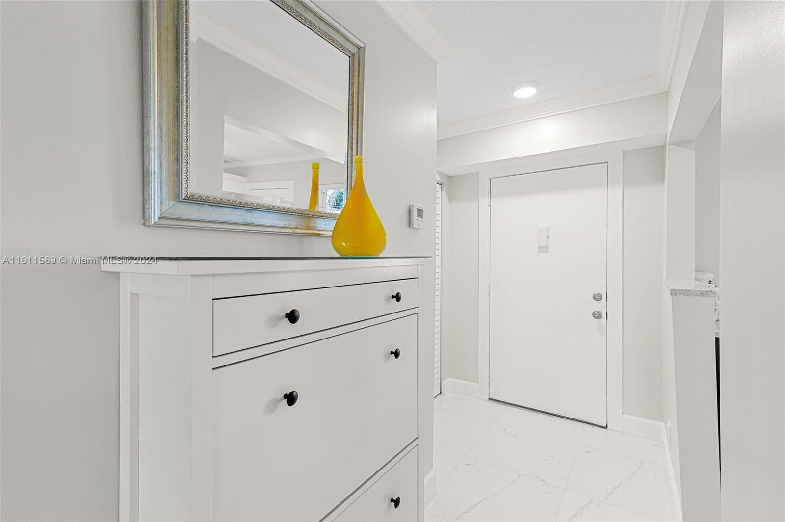 MEADOWBROOK LAKES CONDO - Residential