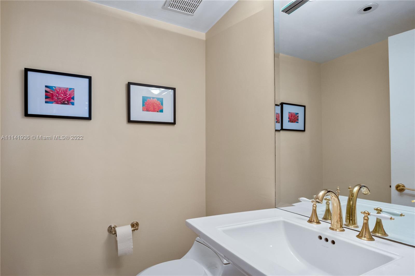 GRAND BAY TOWER CONDO - Residential