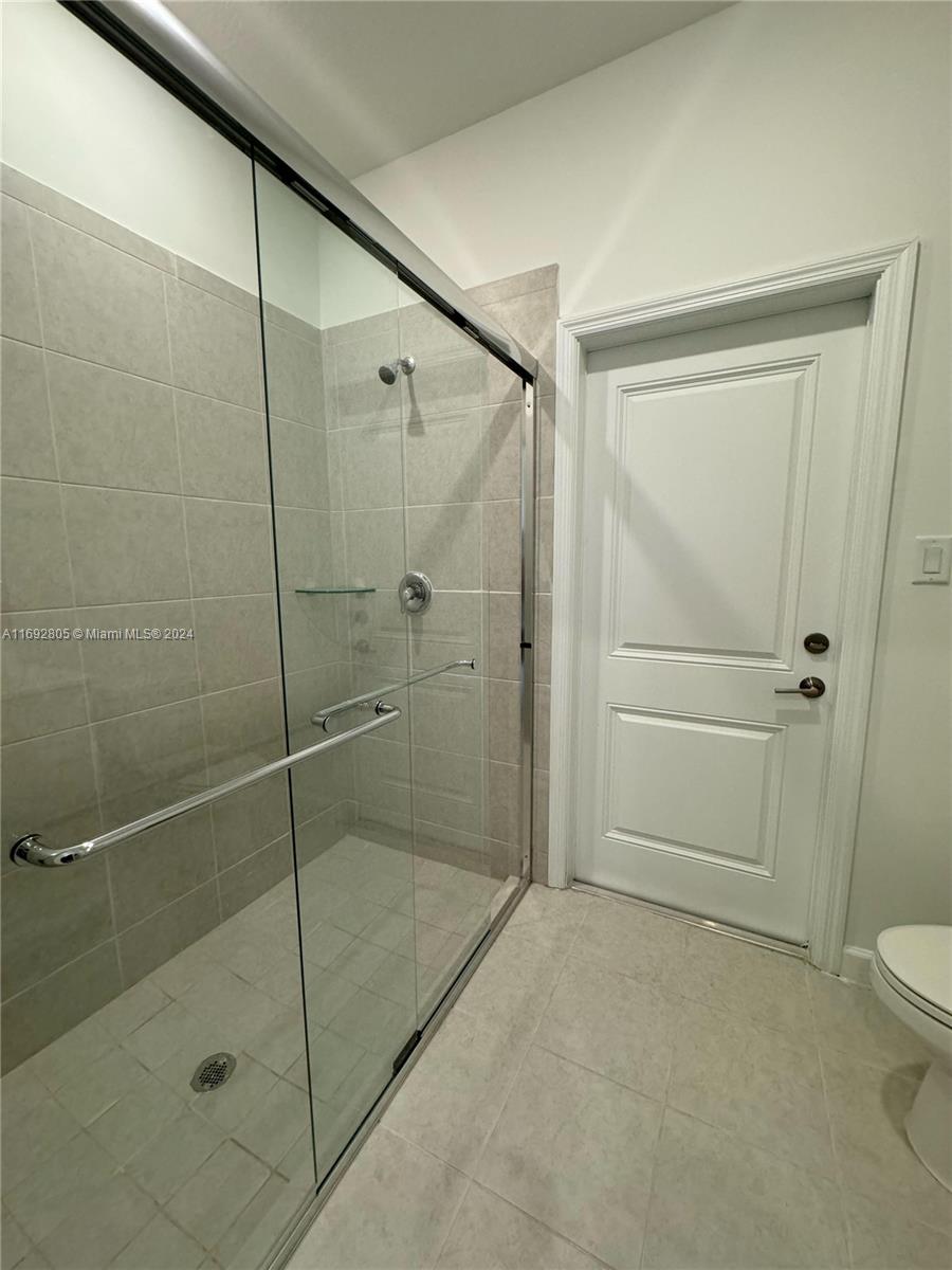 KINGS GROVE - Residential Lease
