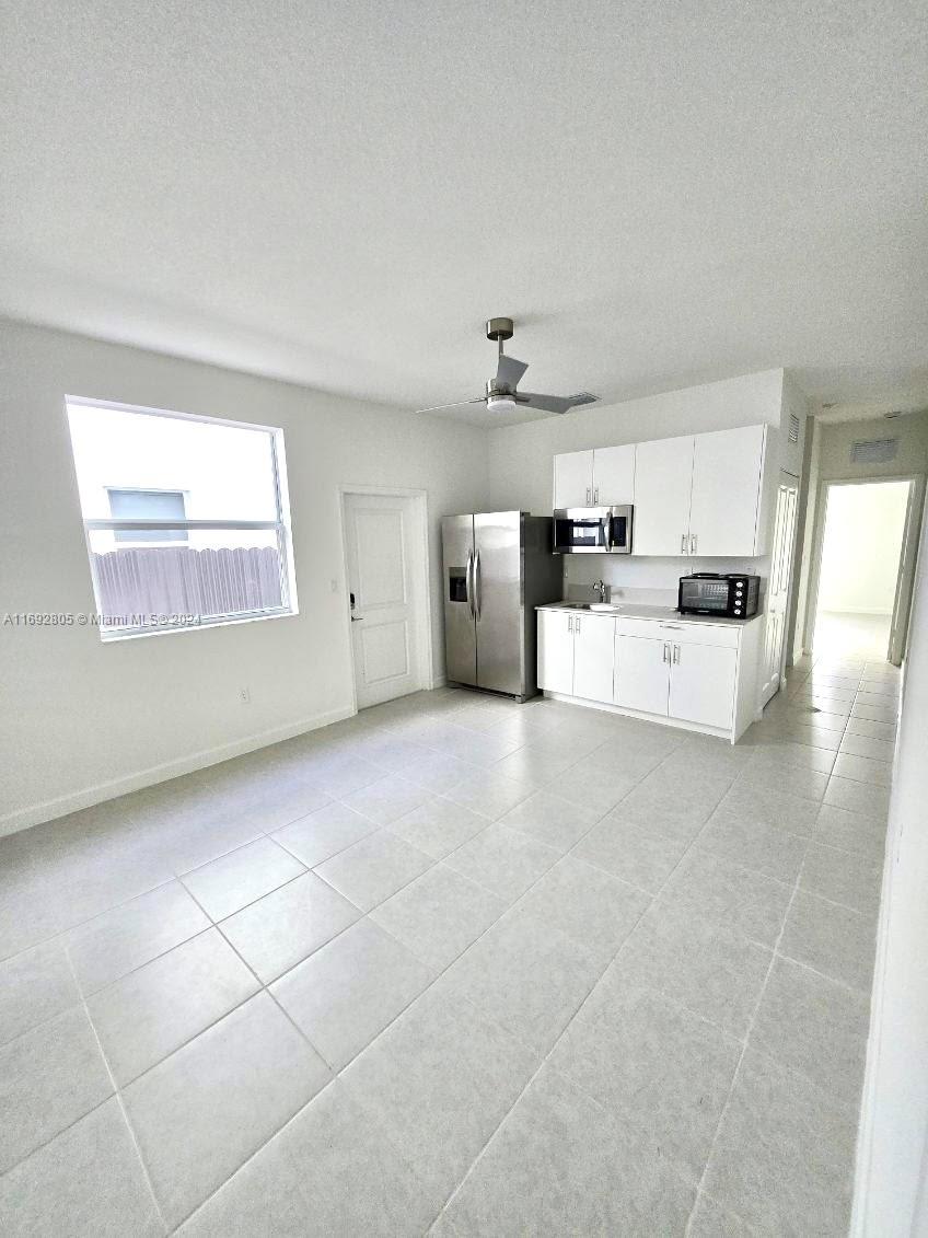 KINGS GROVE - Residential Lease