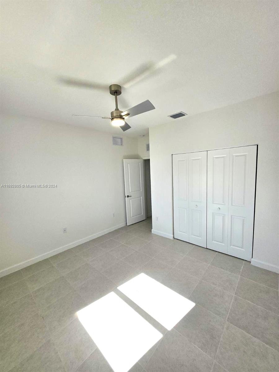 KINGS GROVE - Residential Lease