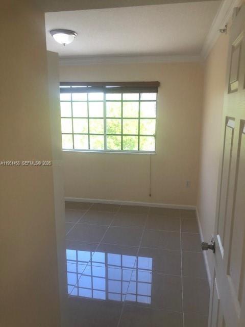 VISTA TRACE CONDO - Residential