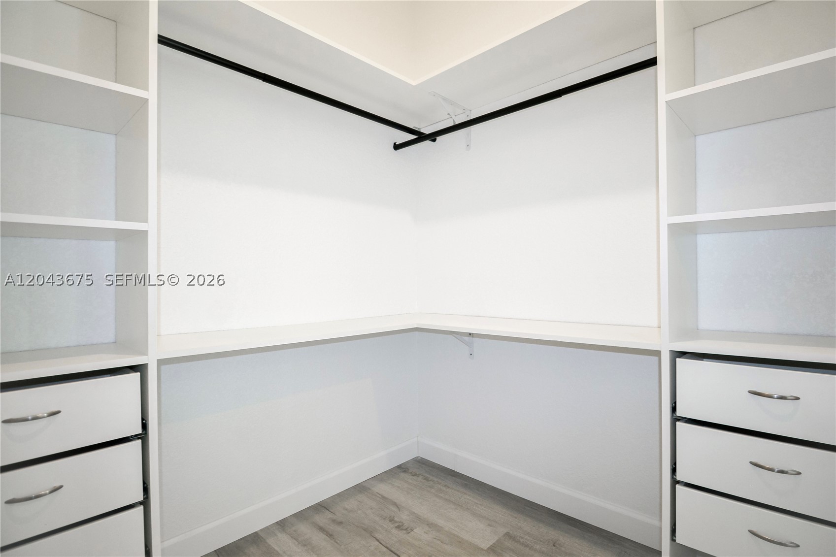 SUN N LAKE EST OF SEBRING - Residential