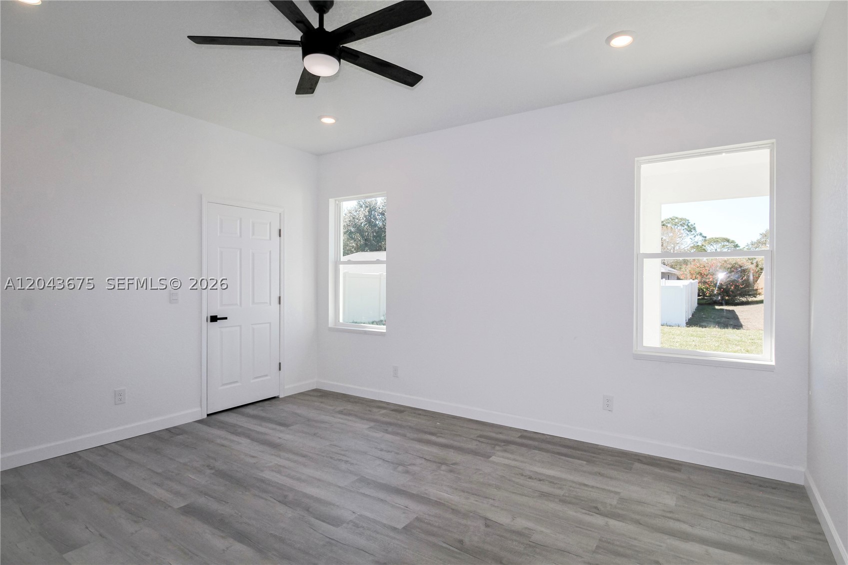 SUN N LAKE EST OF SEBRING - Residential