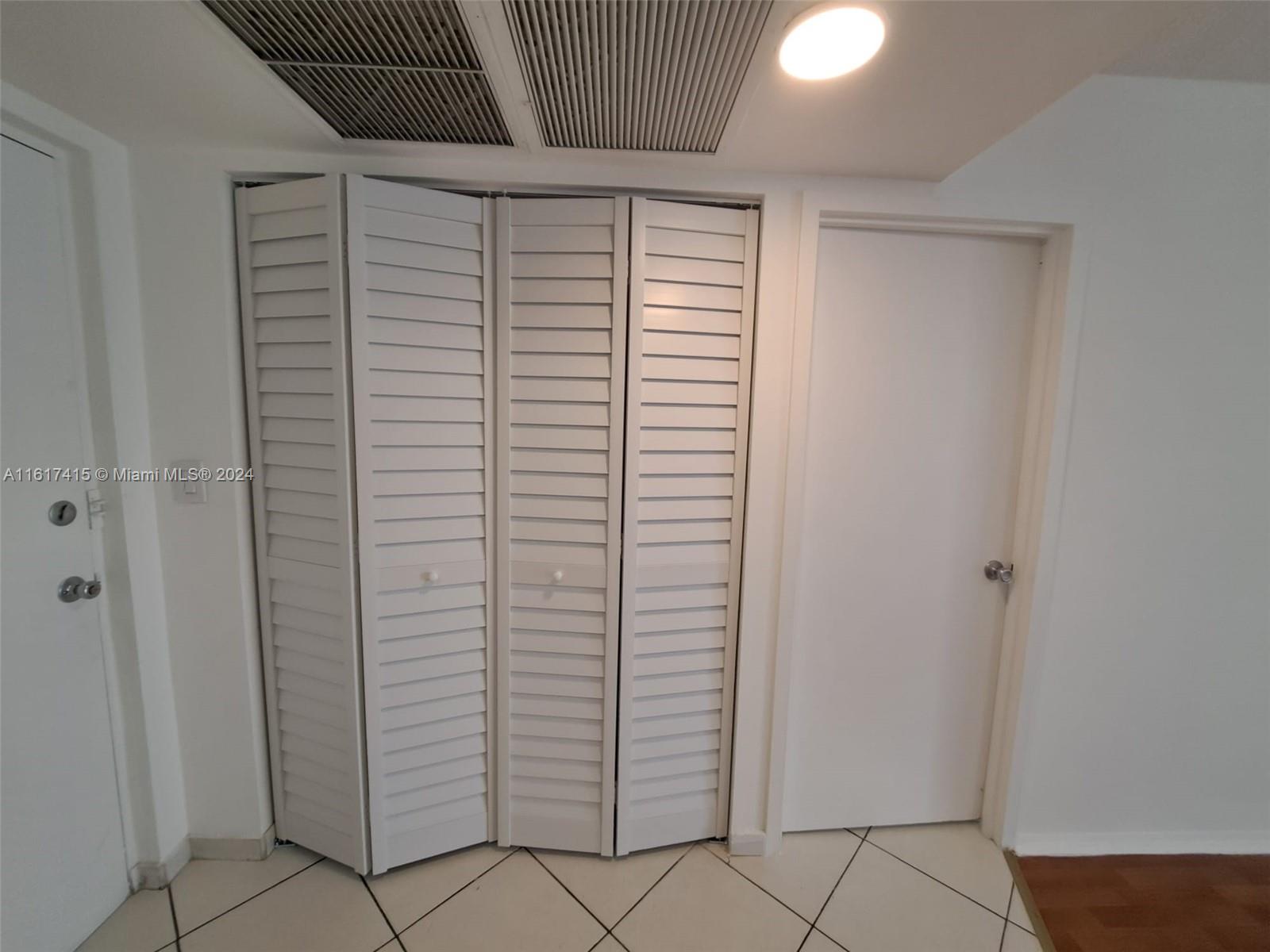 AVILA CONDO - Residential