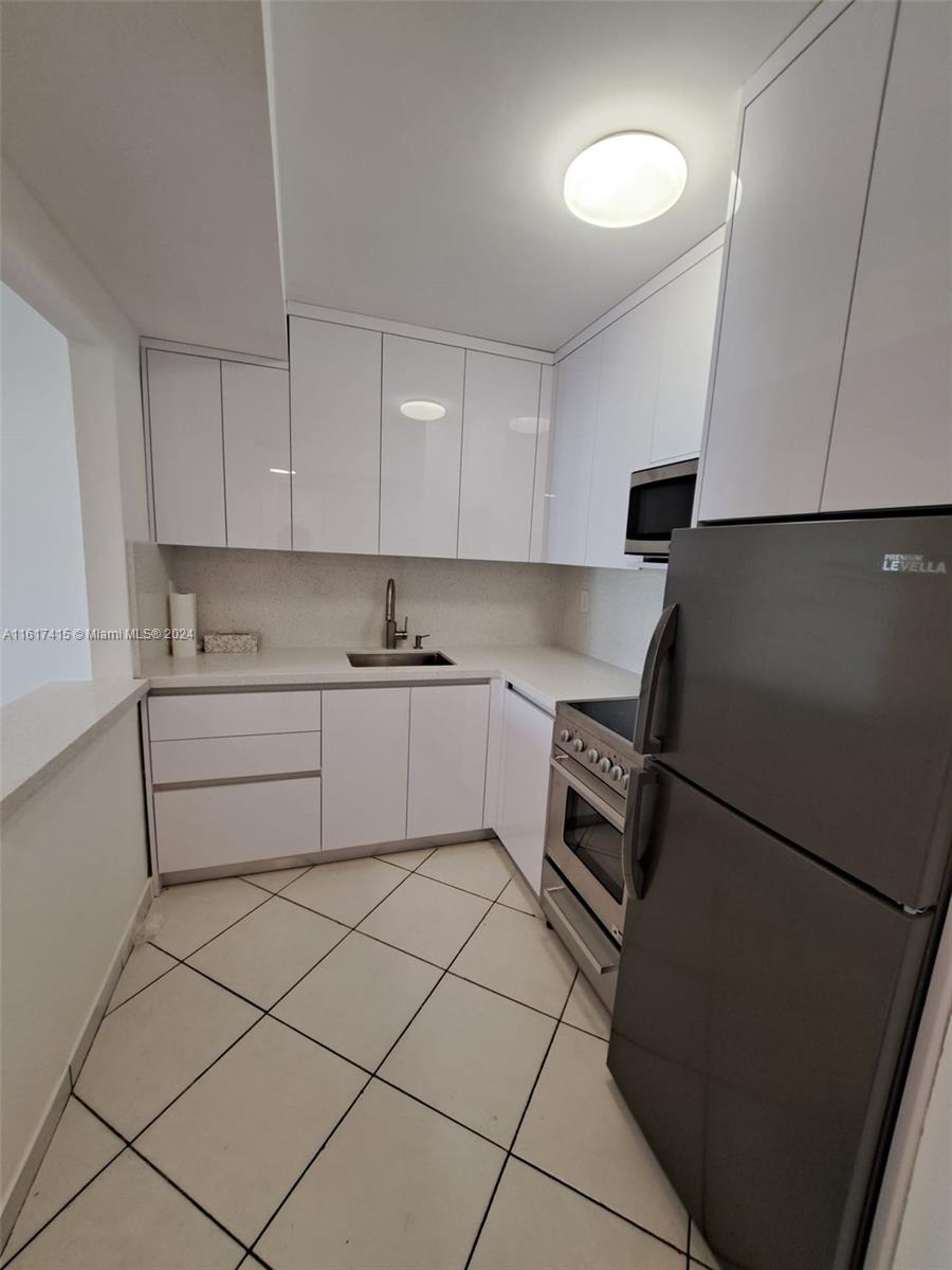 AVILA CONDO - Residential