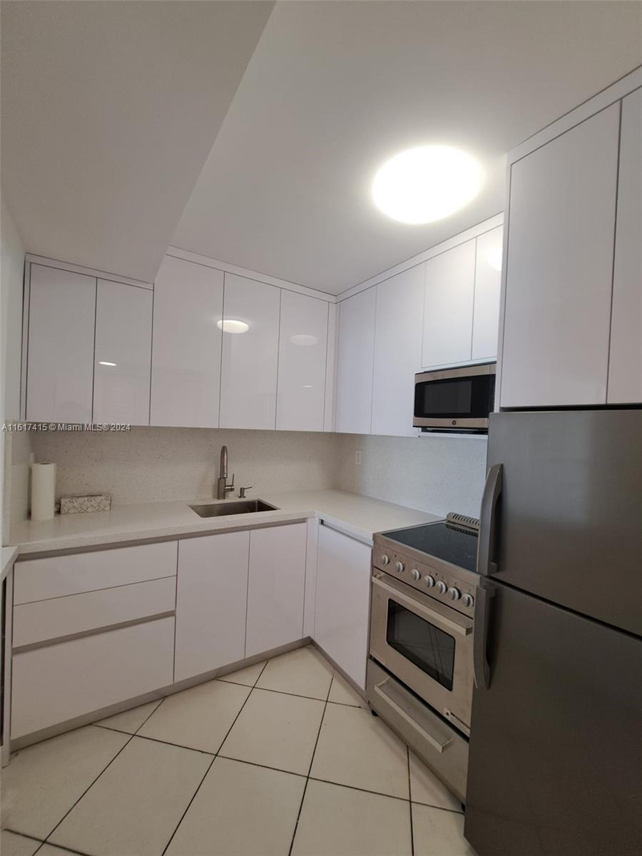 AVILA CONDO - Residential