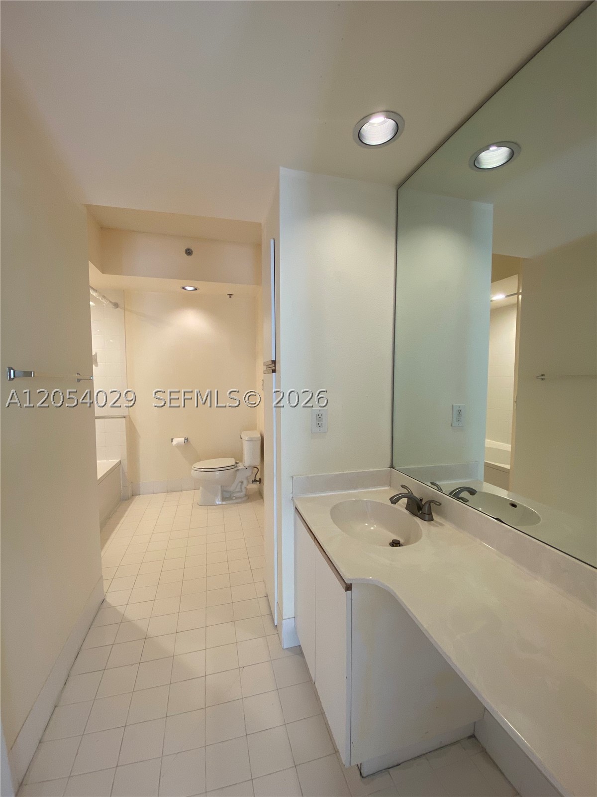 VILLAGE BY THE BAY CONDO - Residential Lease