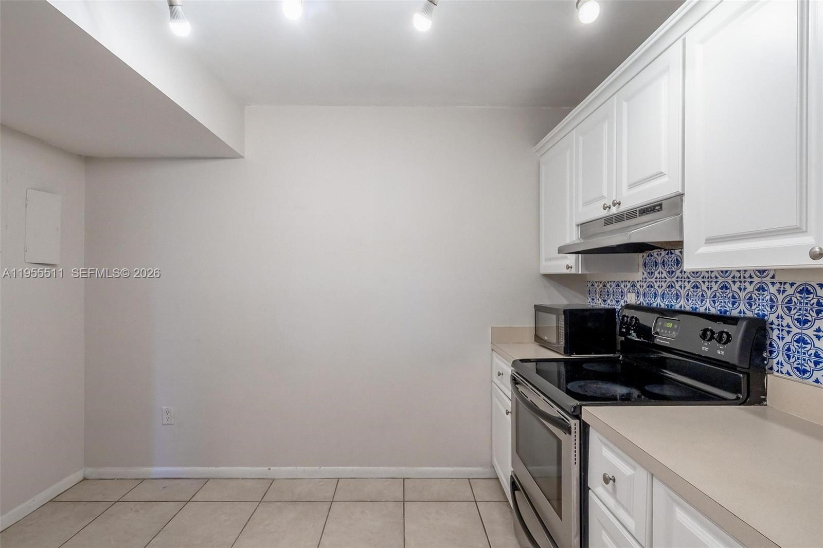 BELASERA AT PINE ISLAND C - Residential Lease