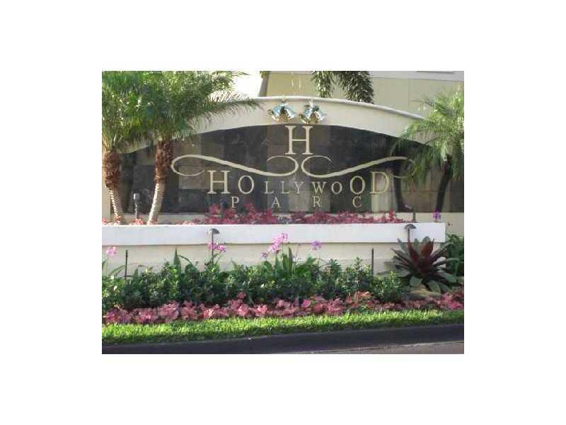 HOLLYWOOD PARC - Residential Lease