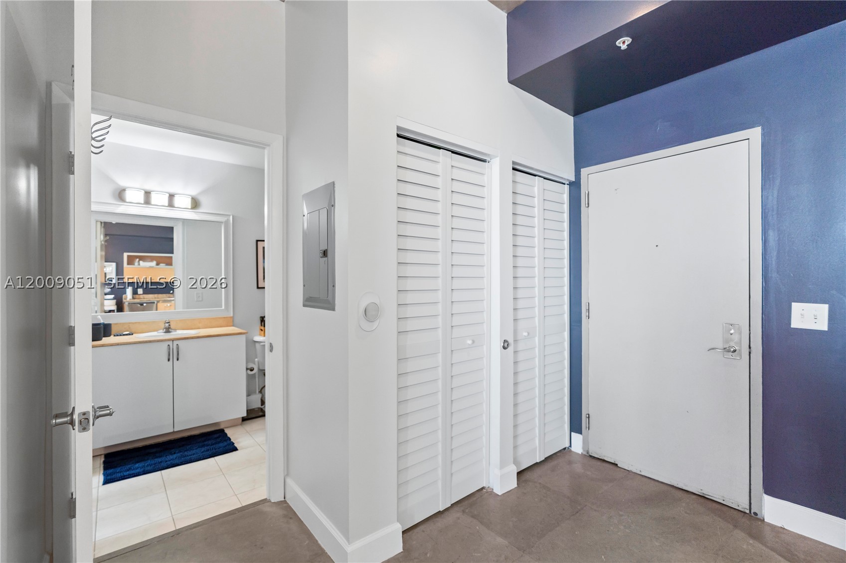 UPTOWN LOFTS CONDO - Residential