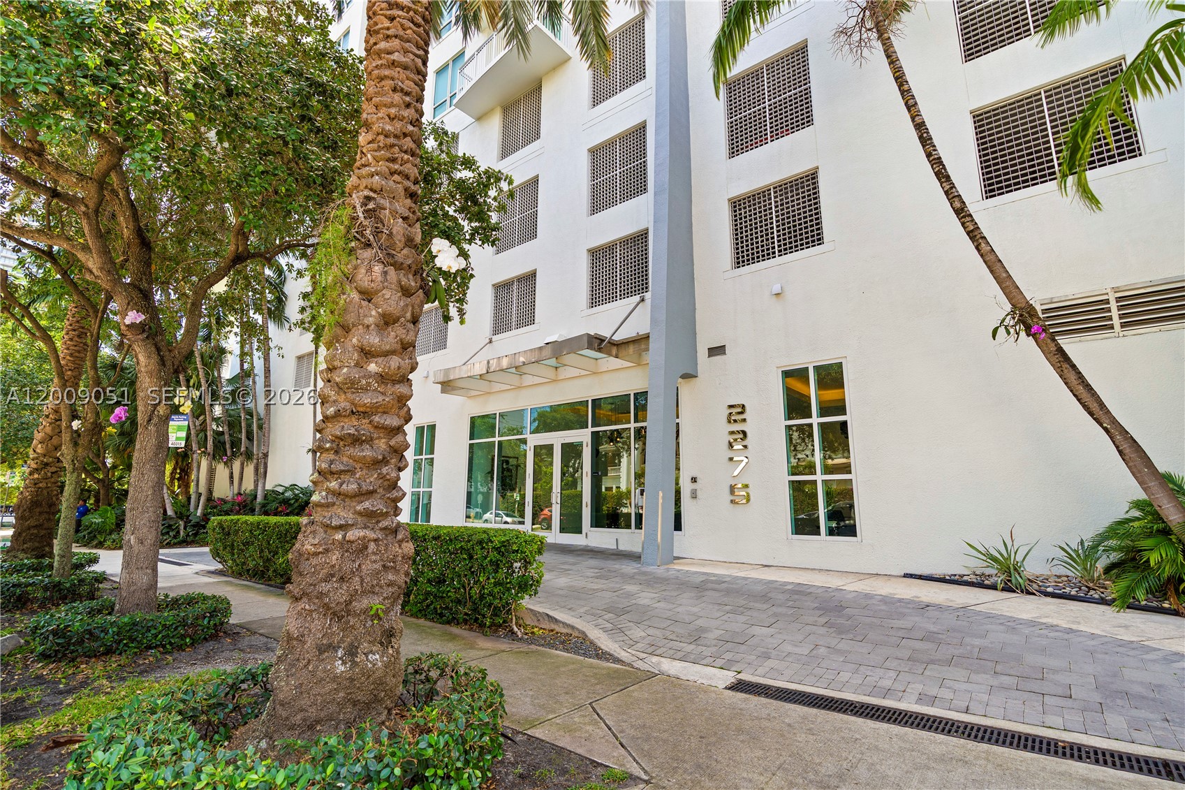 UPTOWN LOFTS CONDO - Residential