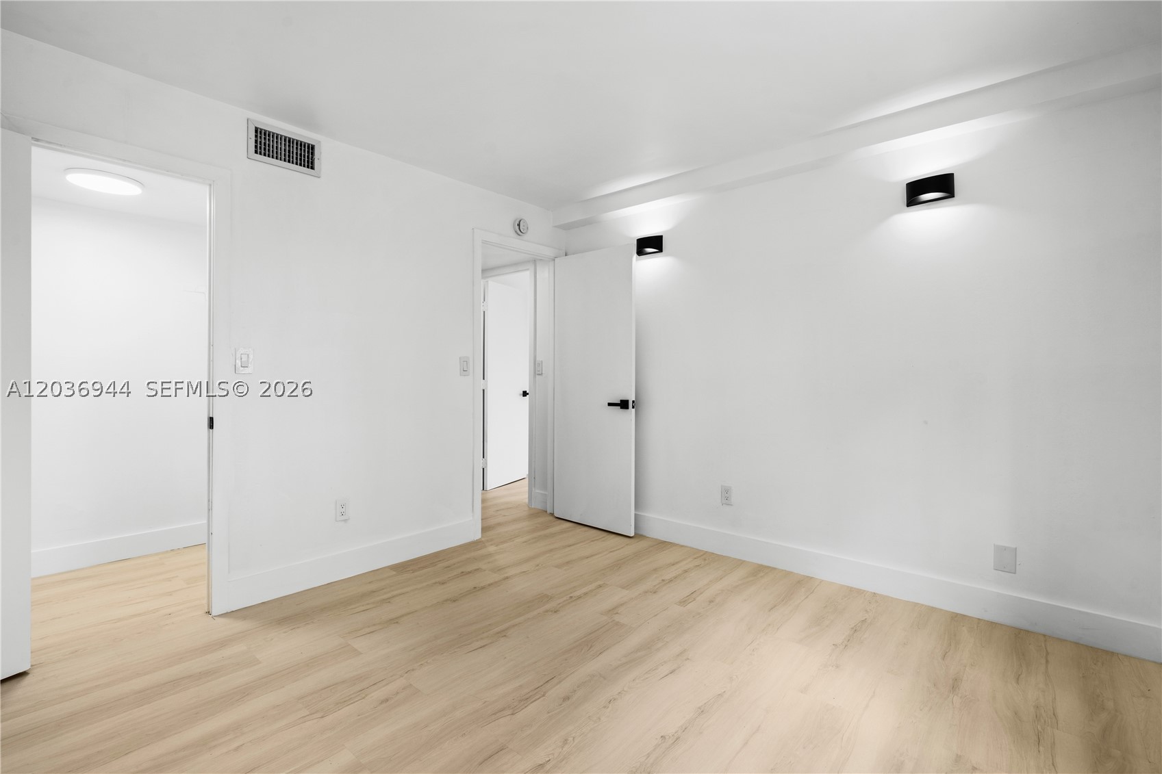 NARANJA LAKES CONDO NO 5 - Residential Lease