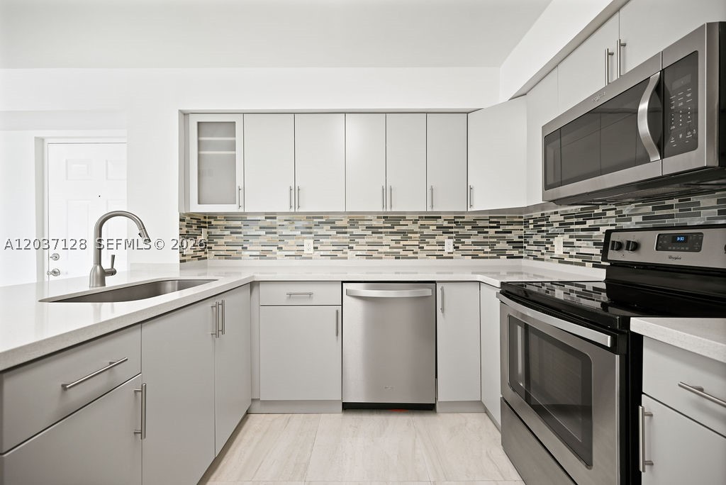 ENCLAVE AT DORAL CONDO NO - Residential