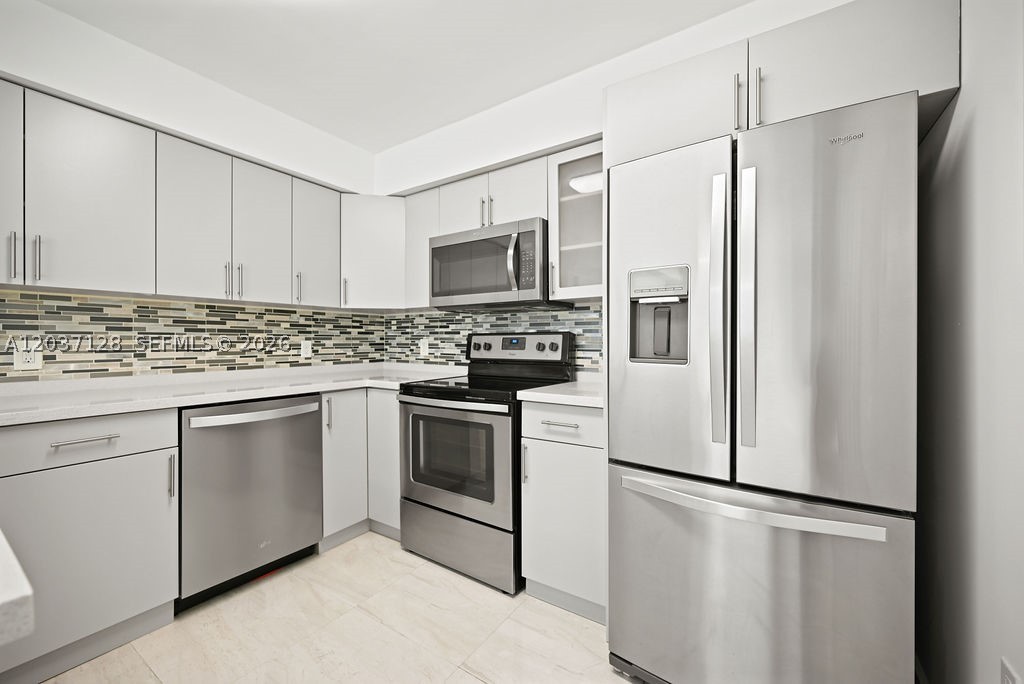 ENCLAVE AT DORAL CONDO NO - Residential
