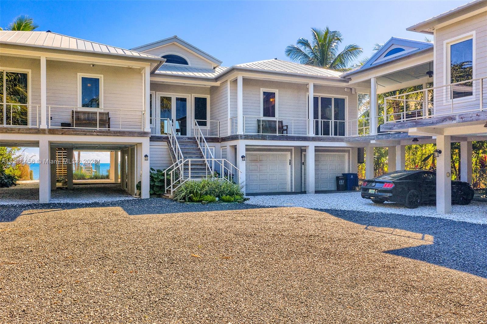 COCO PLUM BEACH REPLAT - Residential
