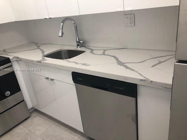 SUNSET VILLAS NO 3 CONDO - Residential Lease