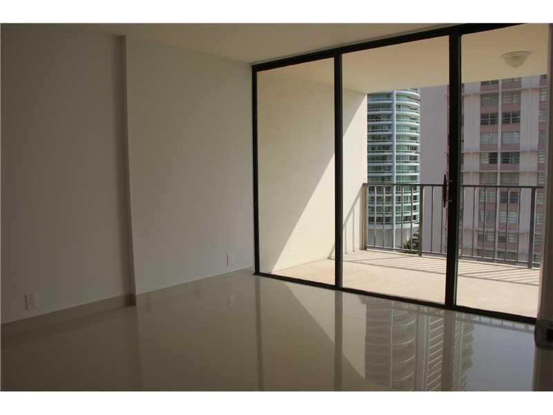 BRICKELL PLACE CONDO - Residential Lease