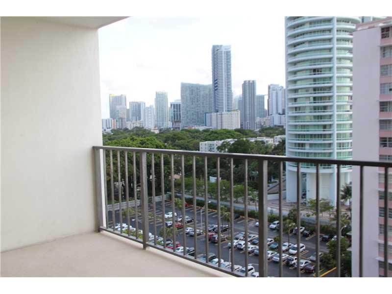 BRICKELL PLACE CONDO - Residential Lease