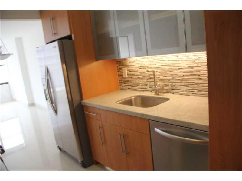 BRICKELL PLACE CONDO - Residential Lease