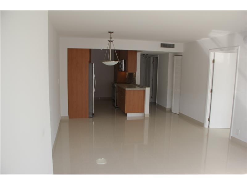 BRICKELL PLACE CONDO - Residential Lease