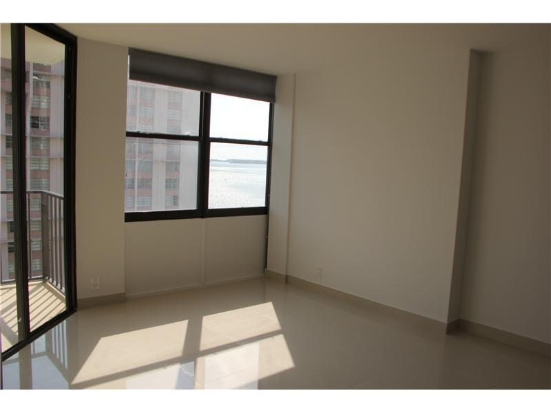 BRICKELL PLACE CONDO - Residential Lease