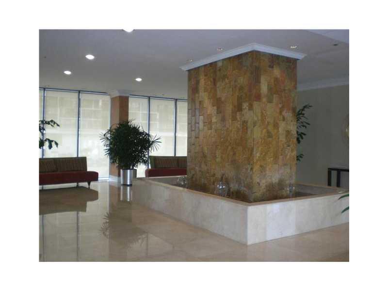 BRICKELL PLACE CONDO - Residential Lease
