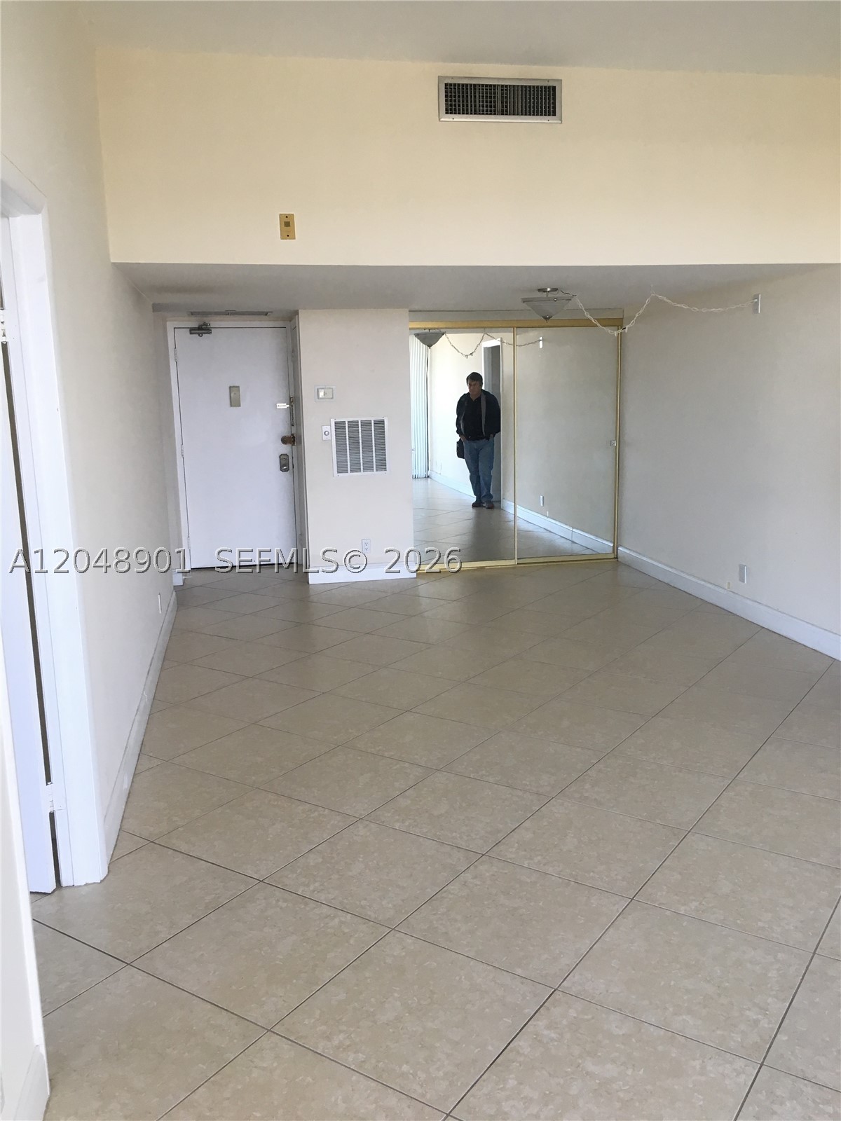 CORONADO CONDO- TOWER II - Residential Lease