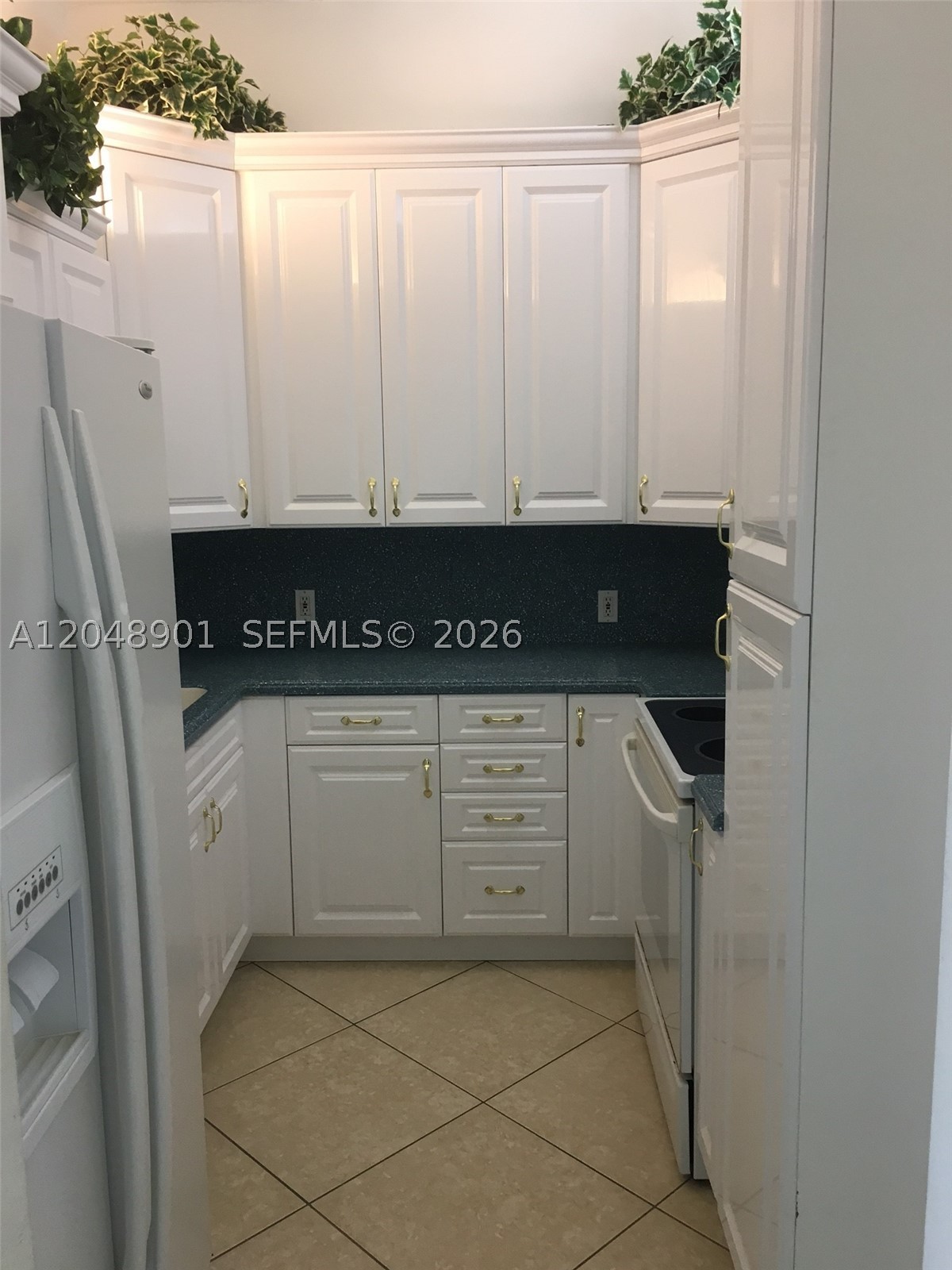 CORONADO CONDO- TOWER II - Residential Lease