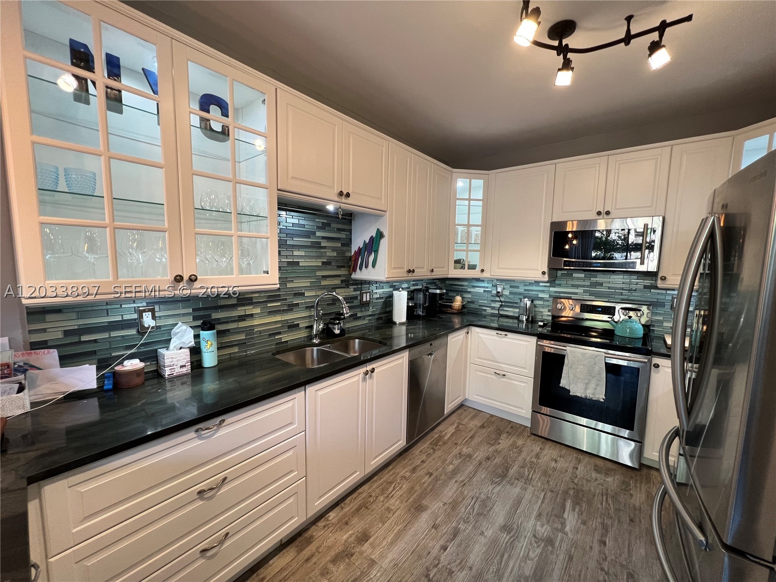 WEST LAKE VILLAGE PLAT - Residential Lease