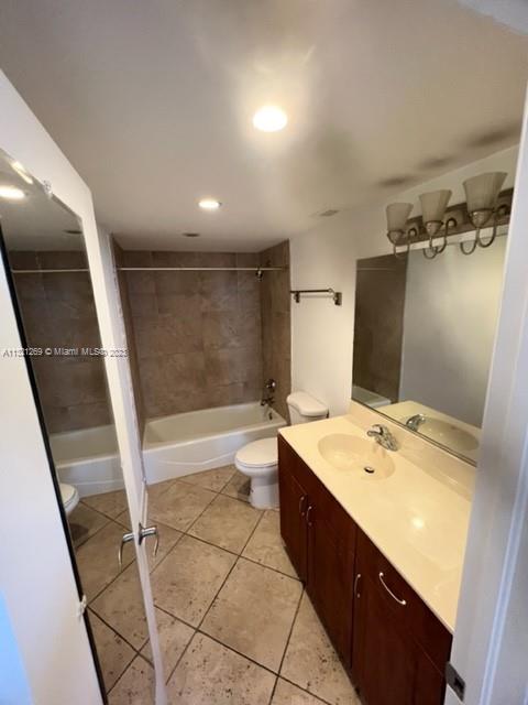401 BLU OF NORTH BEACH CO - Residential Lease