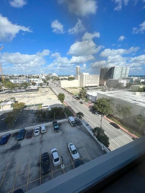 401 BLU OF NORTH BEACH CO - Residential Lease