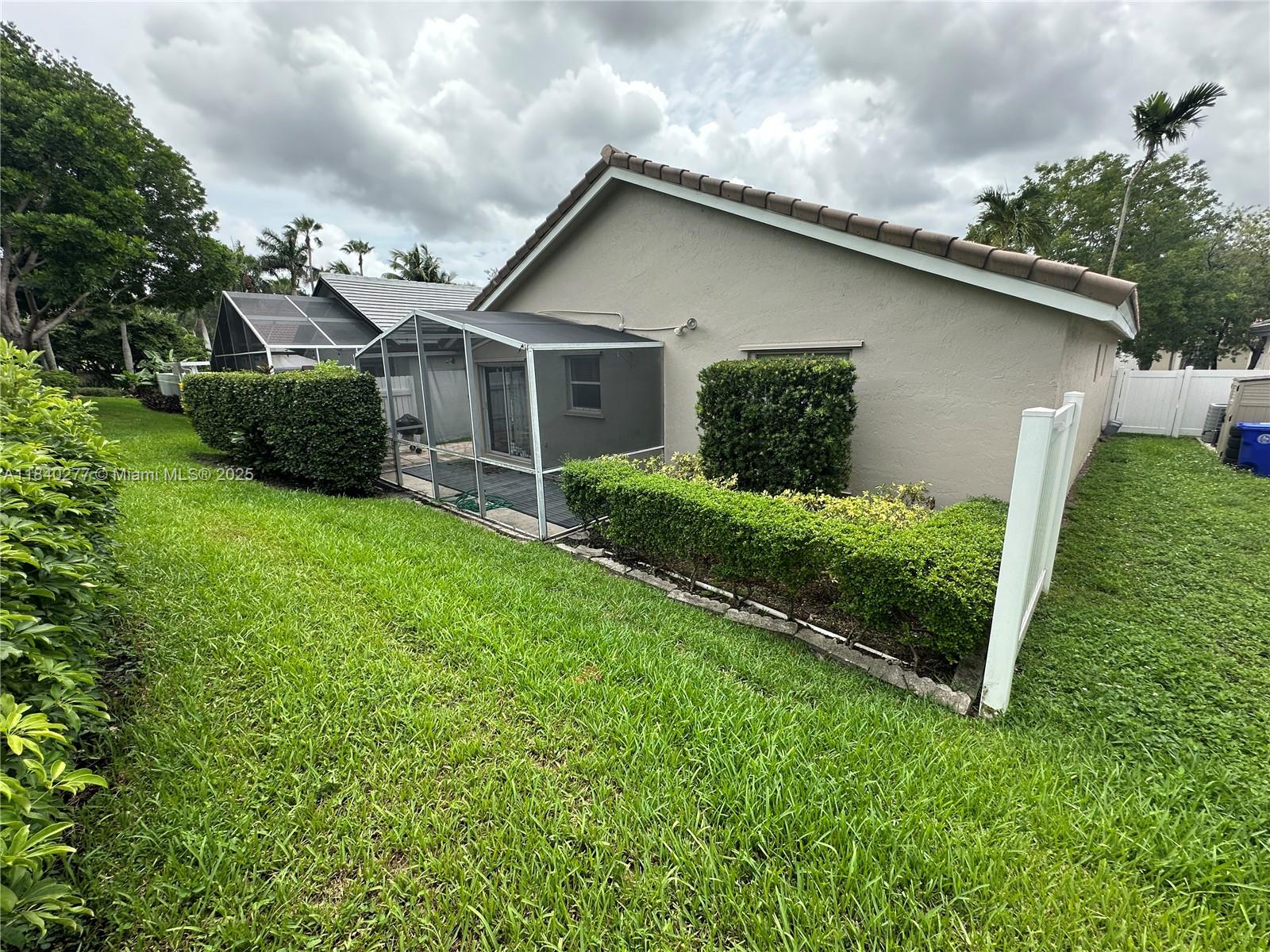 Silver Lakes Bermuda Vlg - Residential