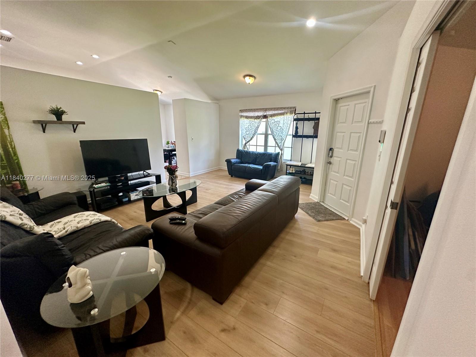 Silver Lakes Bermuda Vlg - Residential