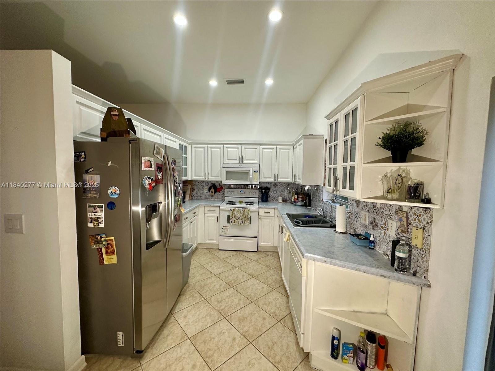 Silver Lakes Bermuda Vlg - Residential