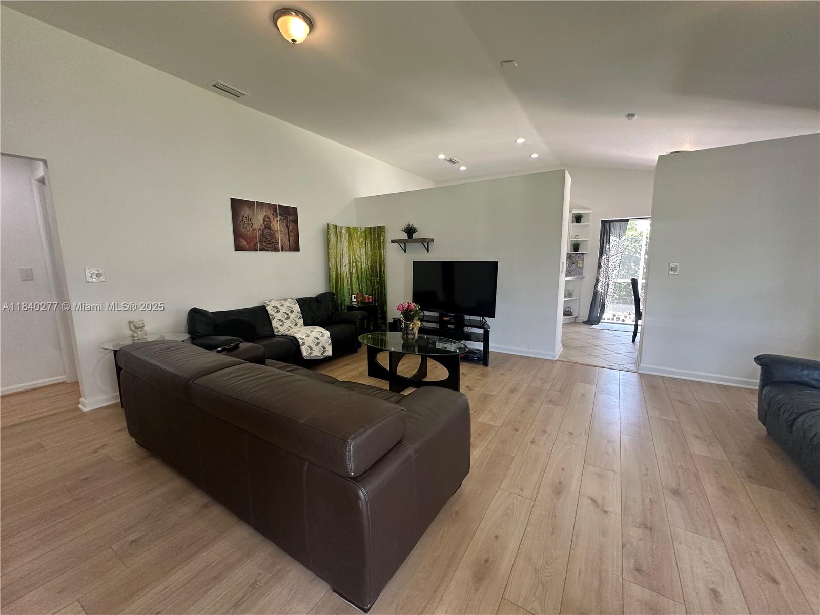 Silver Lakes Bermuda Vlg - Residential