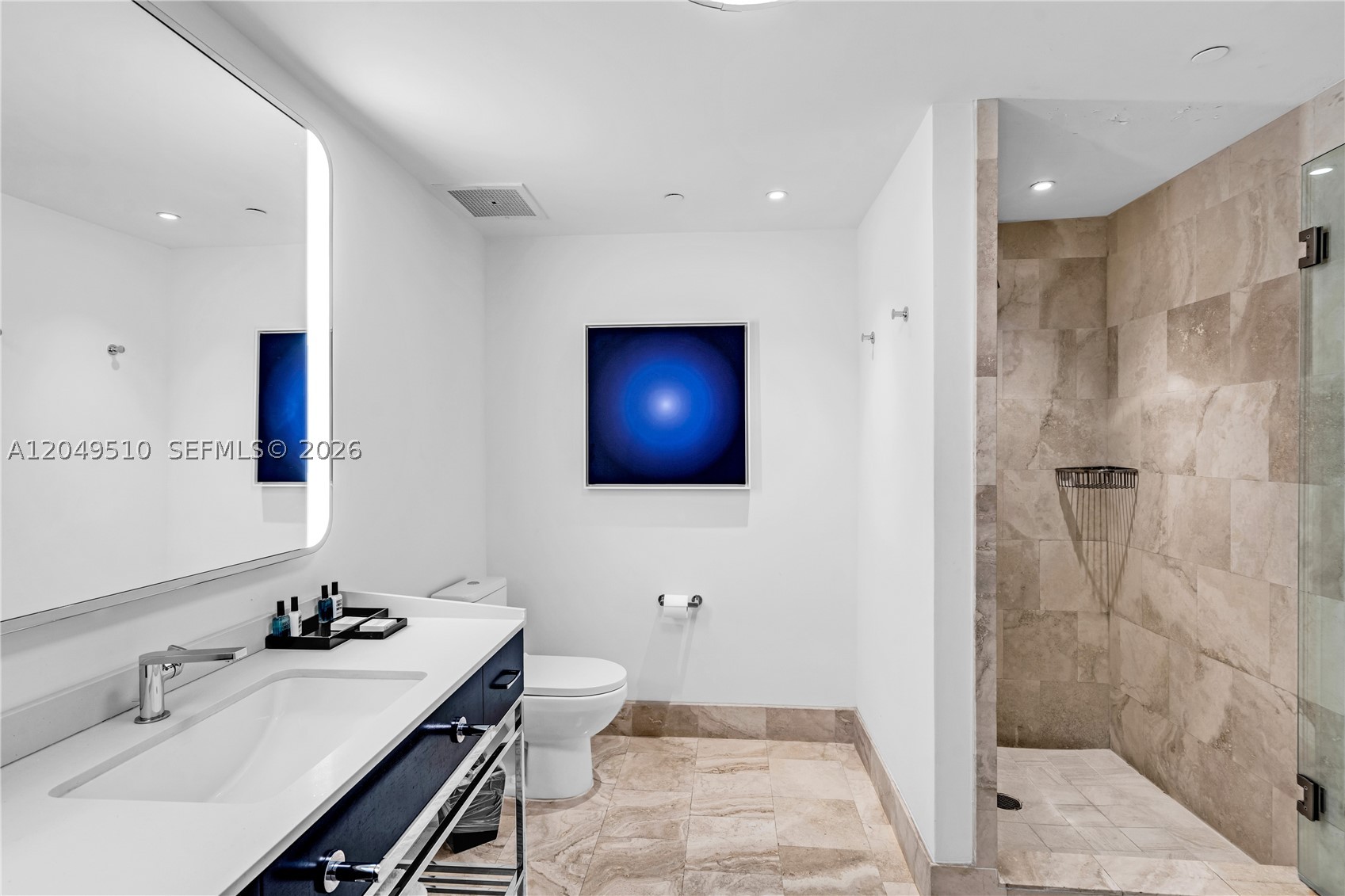 FONTAINEBLEAU II CONDO - Residential Lease