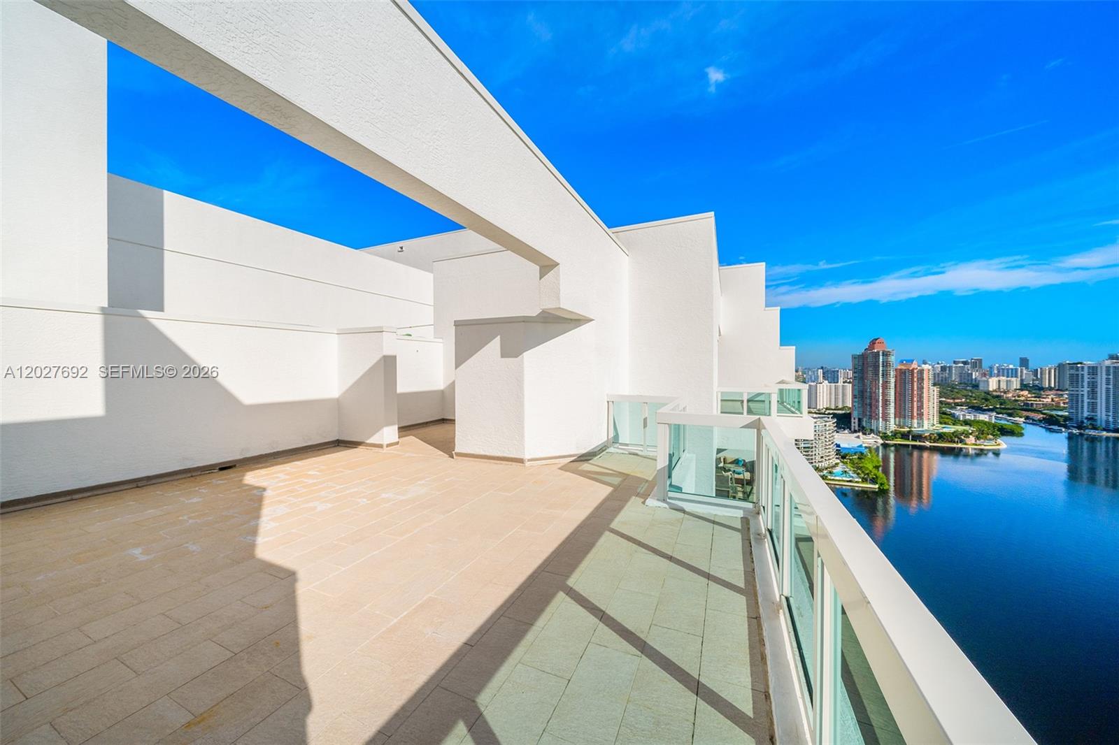 THE PENINSULA CONDO - Residential