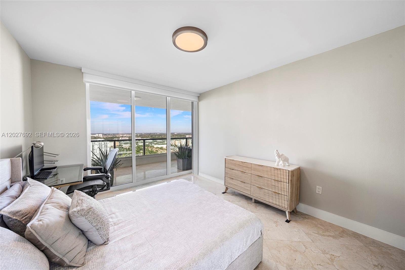 THE PENINSULA CONDO - Residential