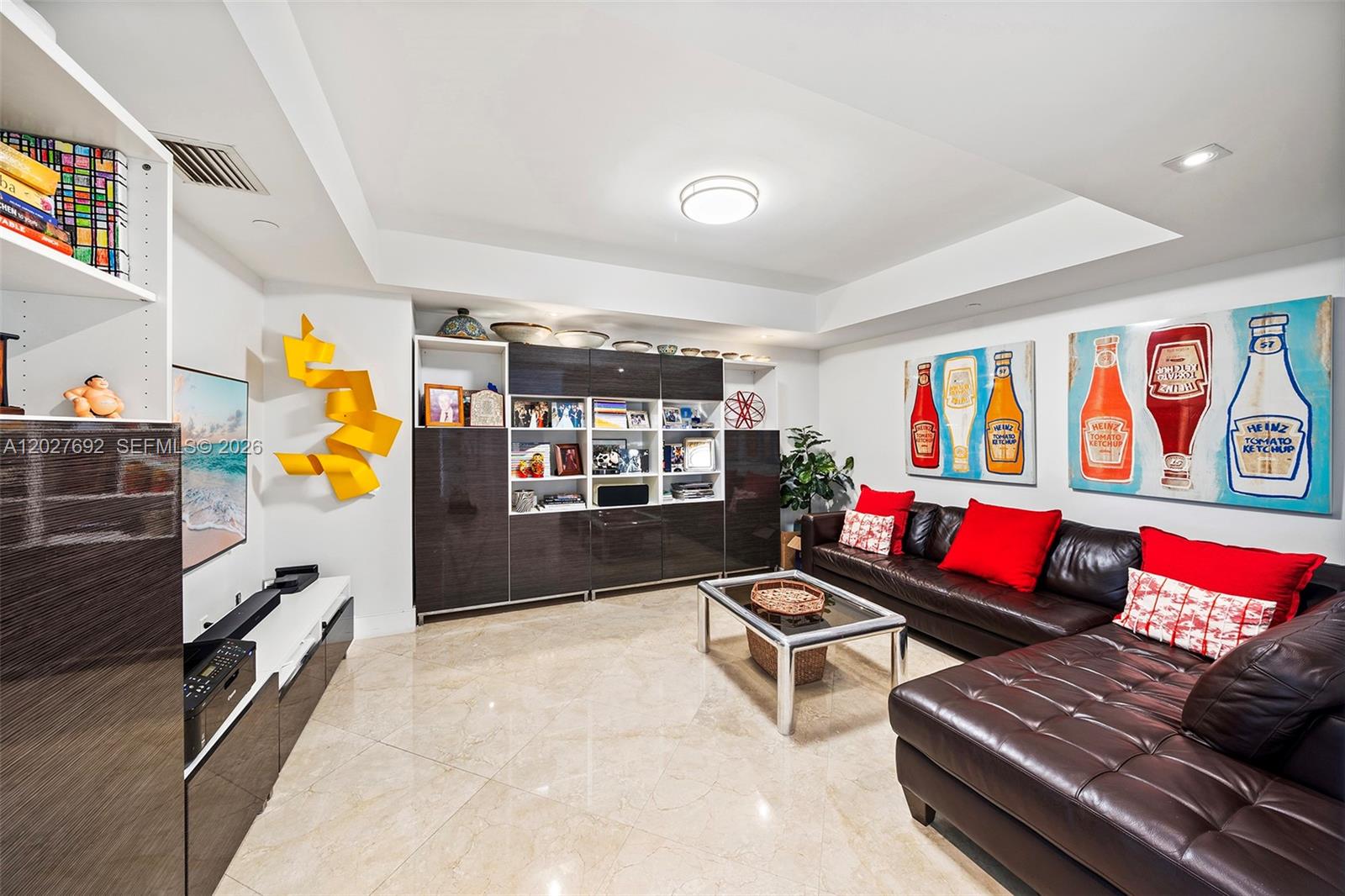 THE PENINSULA CONDO - Residential
