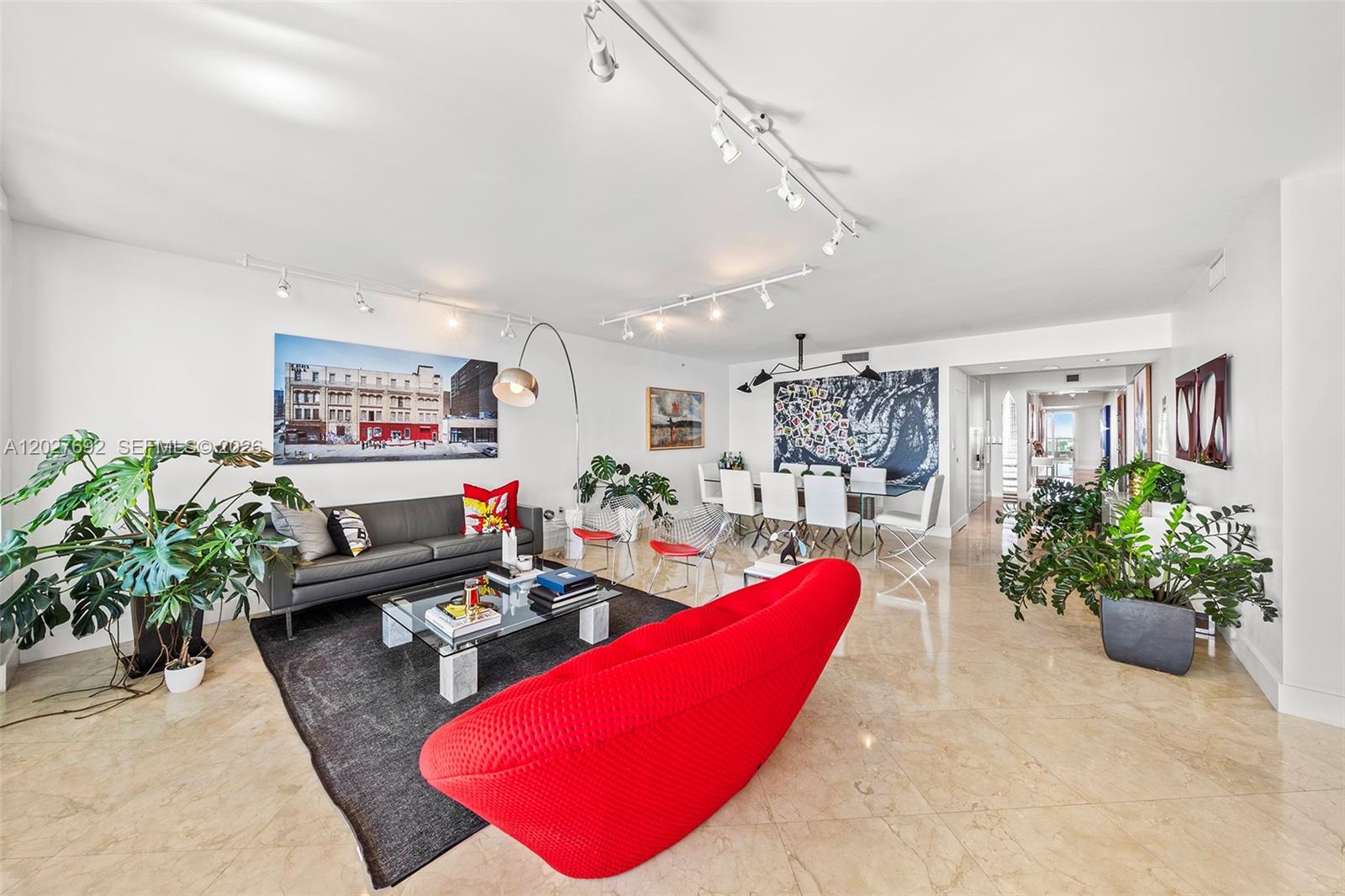 THE PENINSULA CONDO - Residential