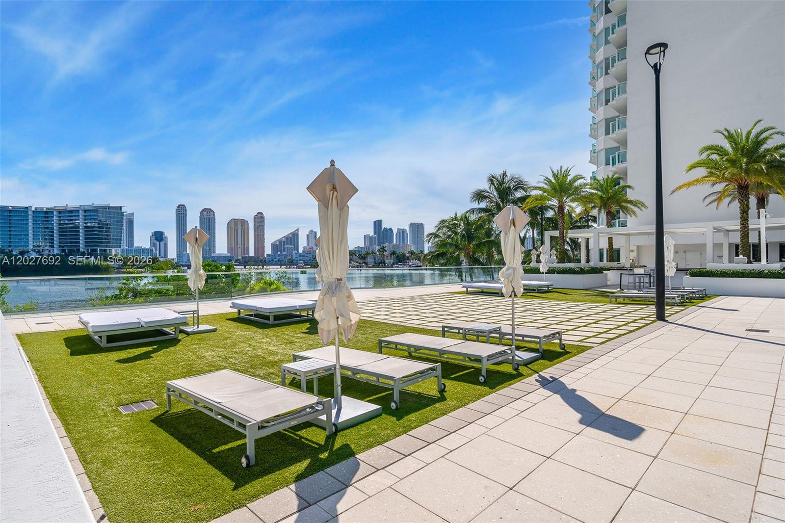 THE PENINSULA CONDO - Residential