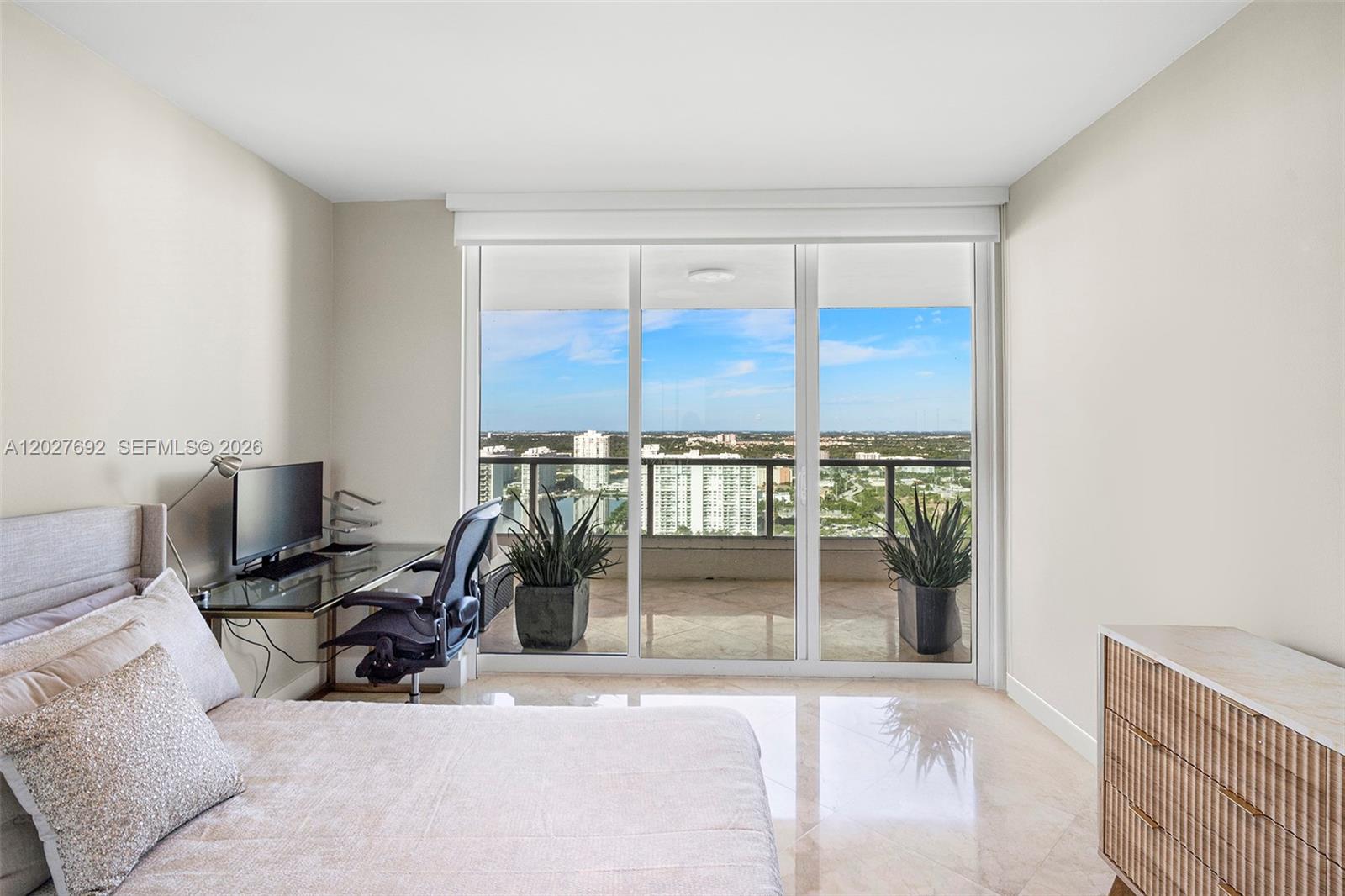THE PENINSULA CONDO - Residential