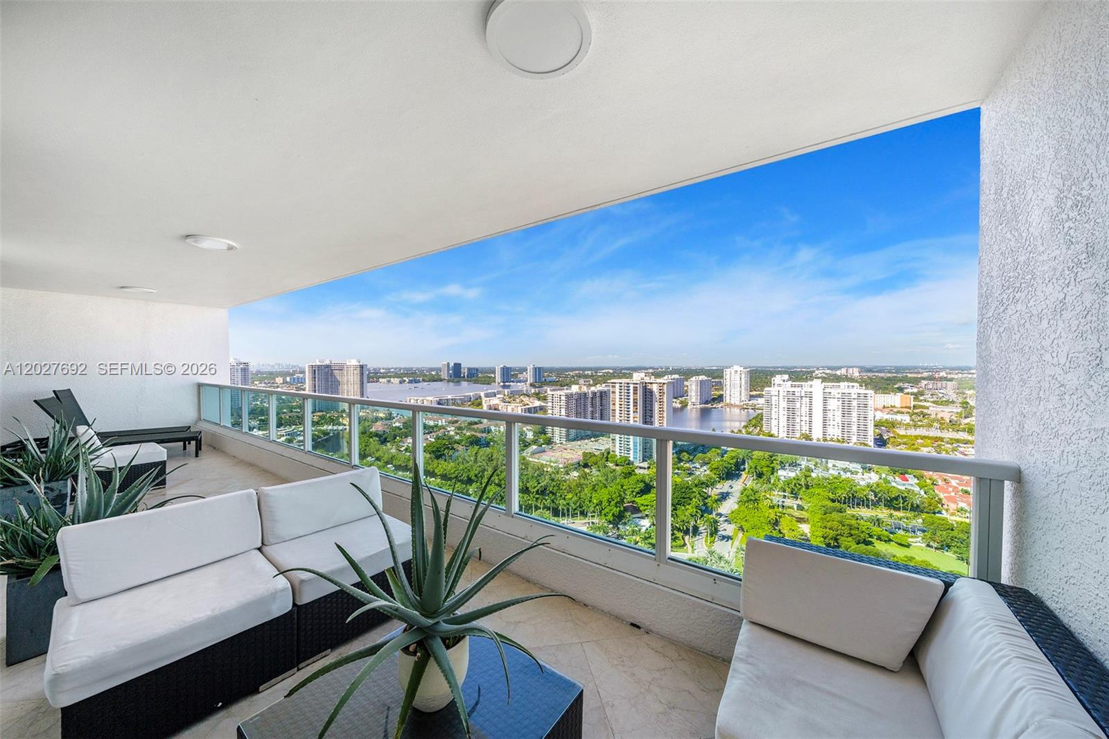 THE PENINSULA CONDO - Residential