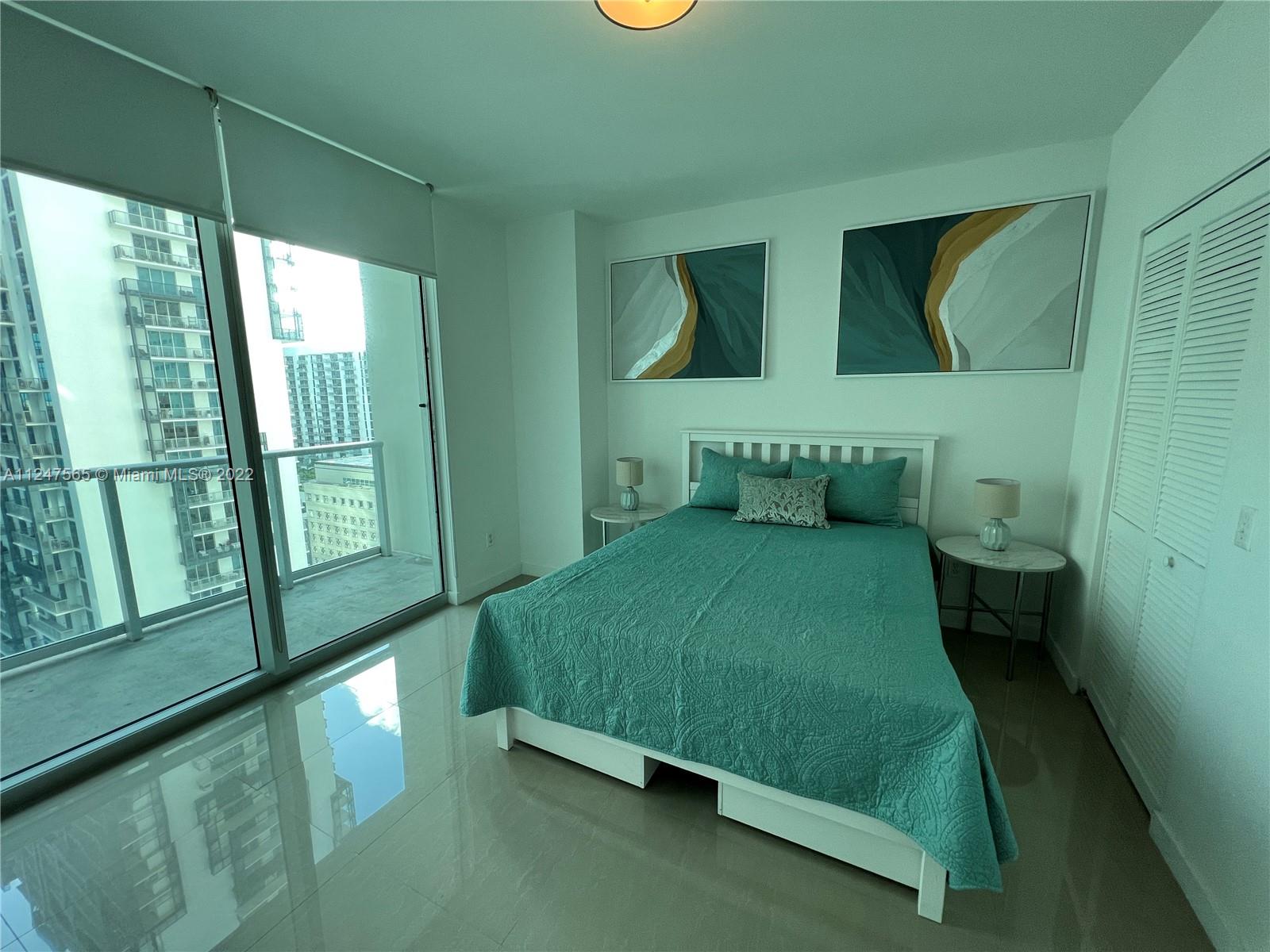 MET 1 CONDO - Residential